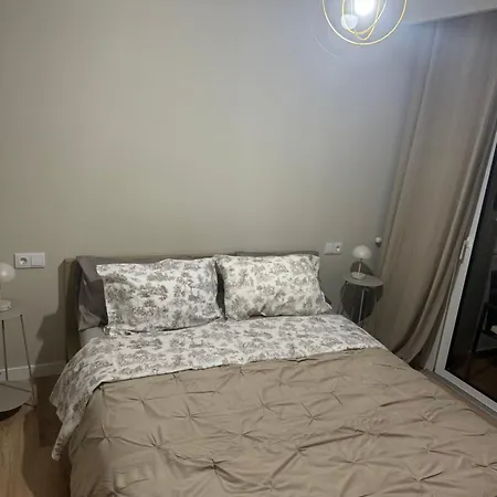 20 метров до пляжа фенальс в ллорет де мар Apartment *